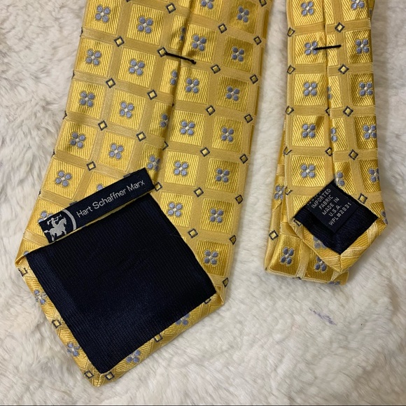 Hart Schaffner Marx 100% Silk Necktie Yellow Lt. Blue - Picture 2 of 4